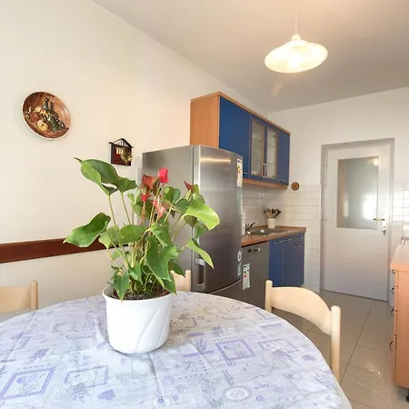 Vesna Appartamento Baška